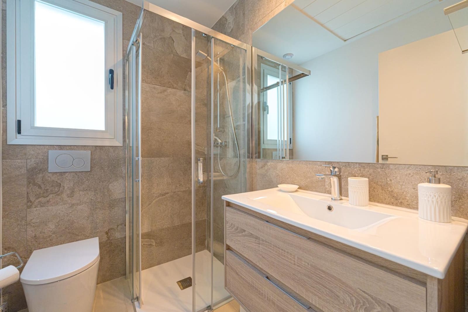 2 bedroom Apartment for sale in Finestrat with pool - € 290,000 (Ref: 9404138)