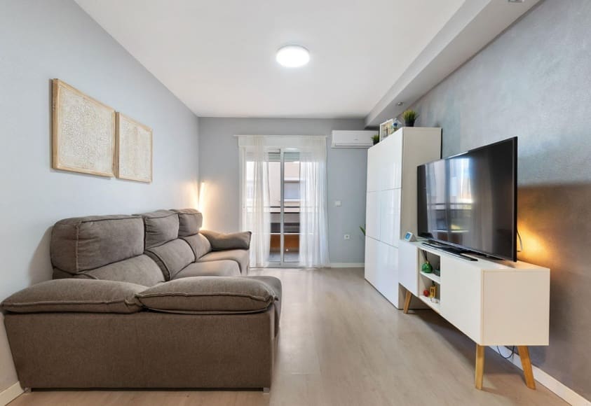 2 bedroom Apartment for sale in Almoradi - € 119,000 (Ref: 9404141)