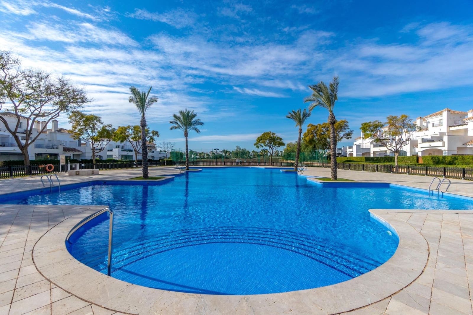 2 sovrum Hus till salu i Roldan med pool - 220 000 € (Ref: 9404144)