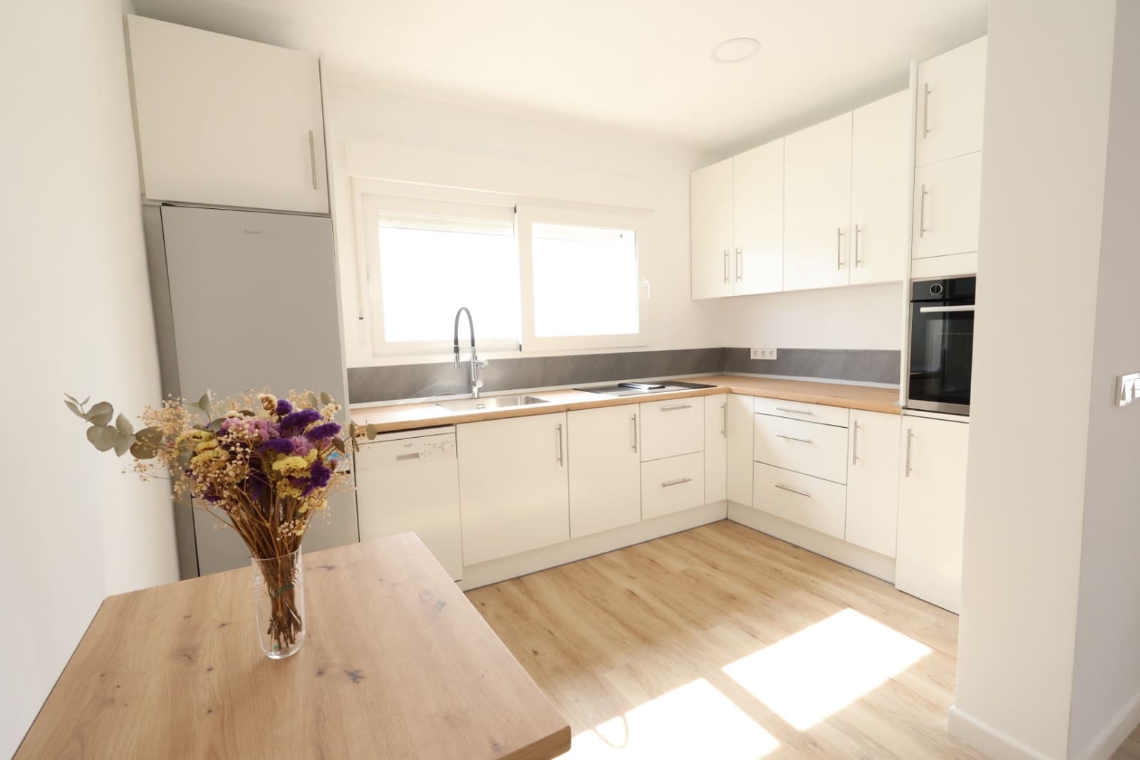 3 bedroom Villa for sale in Torrevieja with pool - € 359,000 (Ref: 9404163)