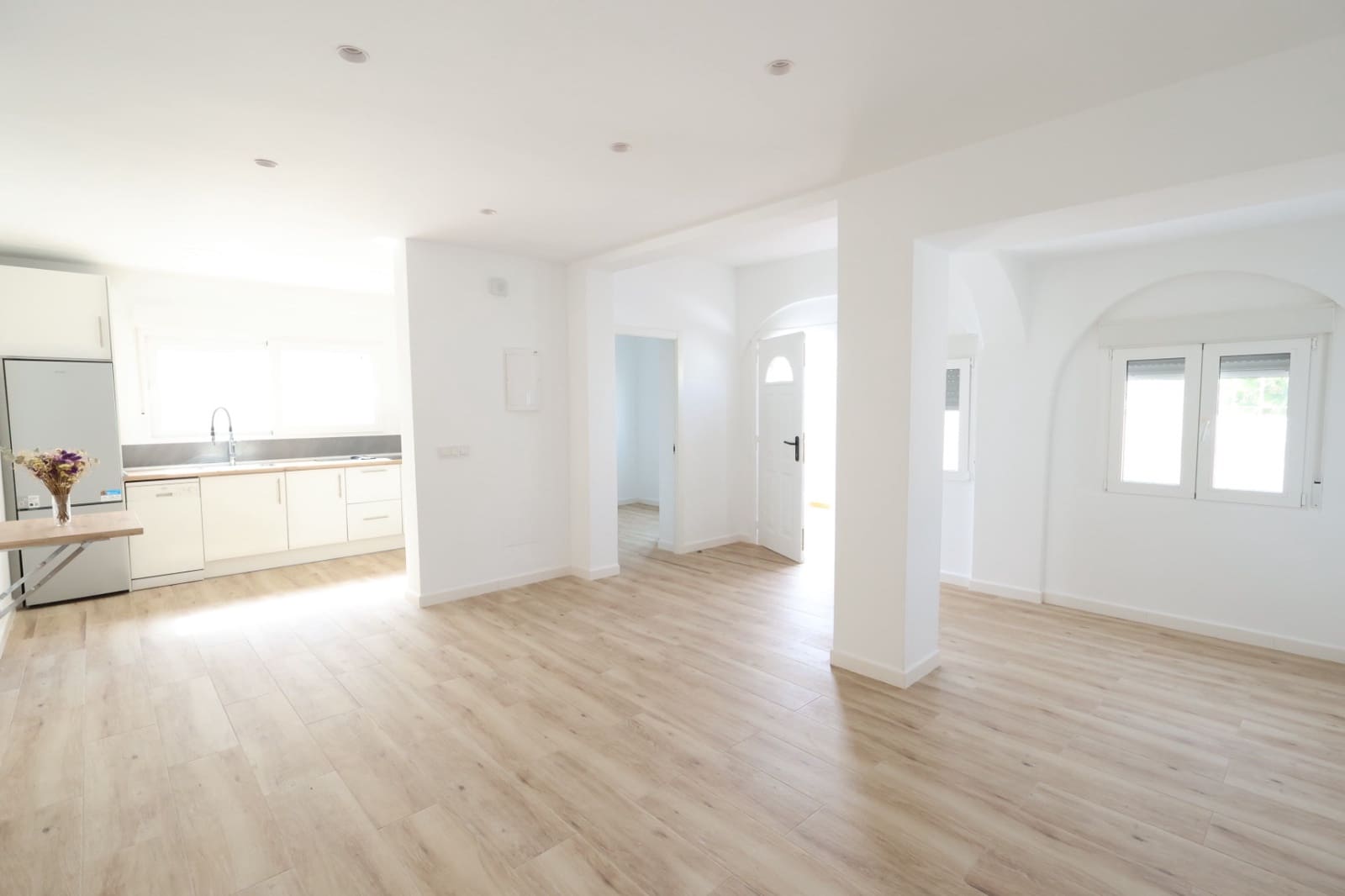 3 bedroom Villa for sale in Torrevieja with pool - € 359,000 (Ref: 9404163)