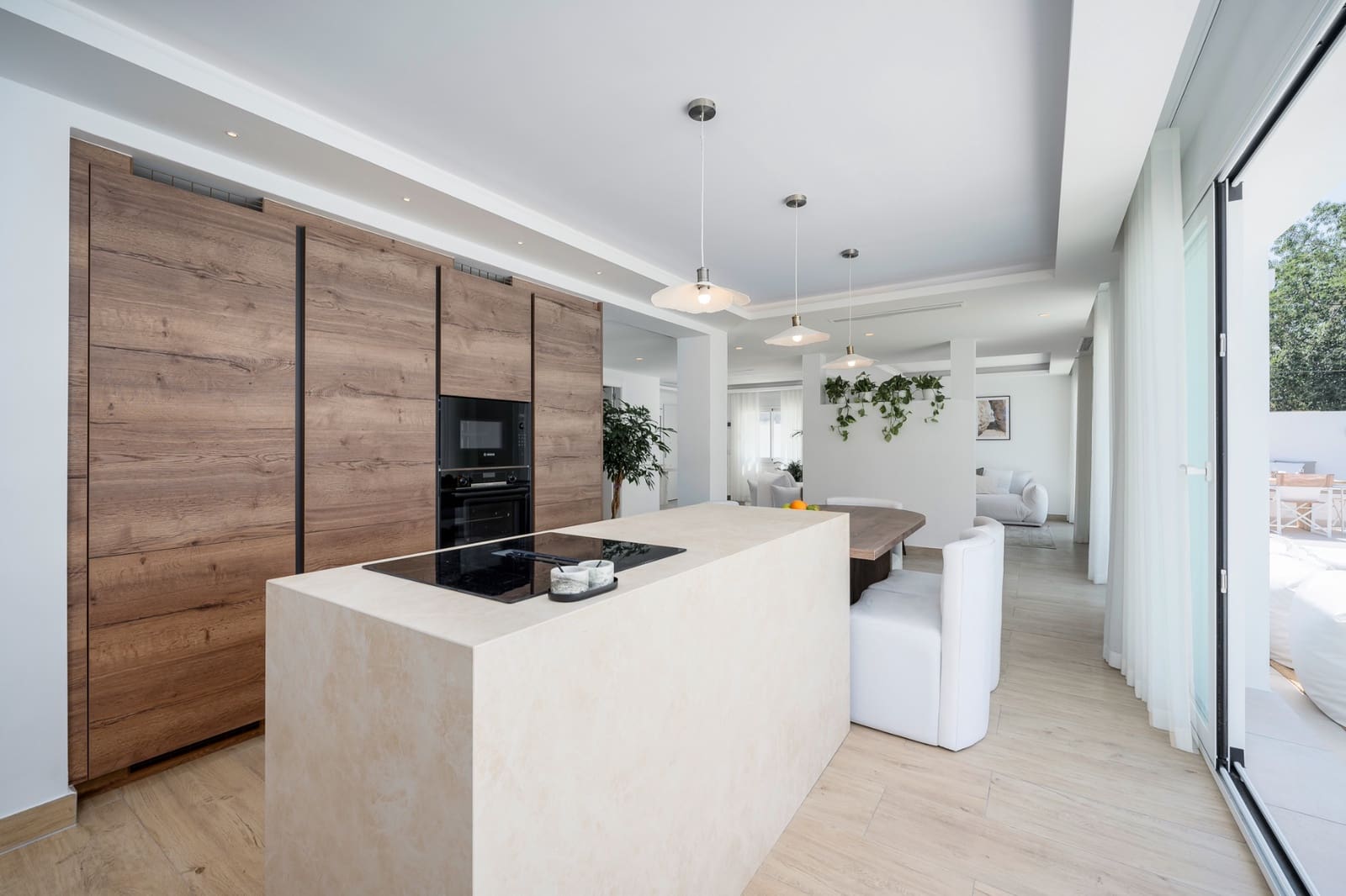 4 sovrum Villa till salu i Marbella med pool - 1 495 000 € (Ref: 9404168)