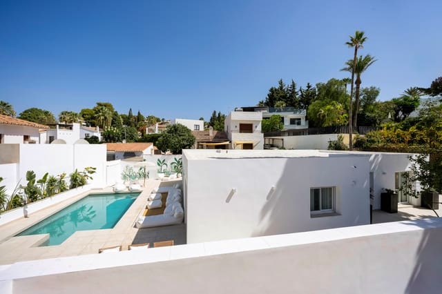 4 sovrum Villa till salu i La Dama de Noche - La Alzambra, Marbella med pool - 1 495 000 € (Ref: 9404168)