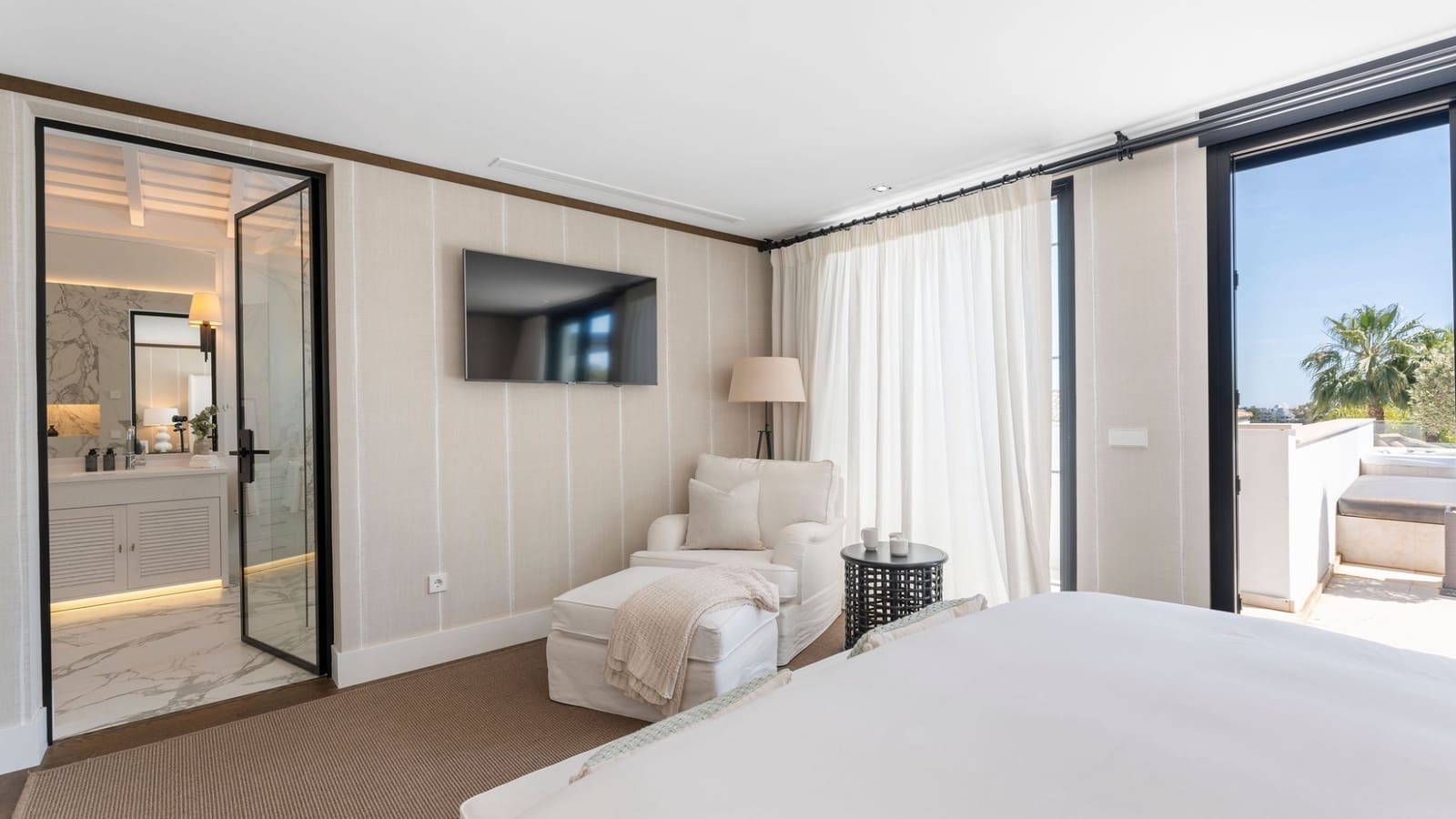 7 slaapkamer Villa te koop in Marbella met zwembad - € 6.990.000 (Ref: 9404174)