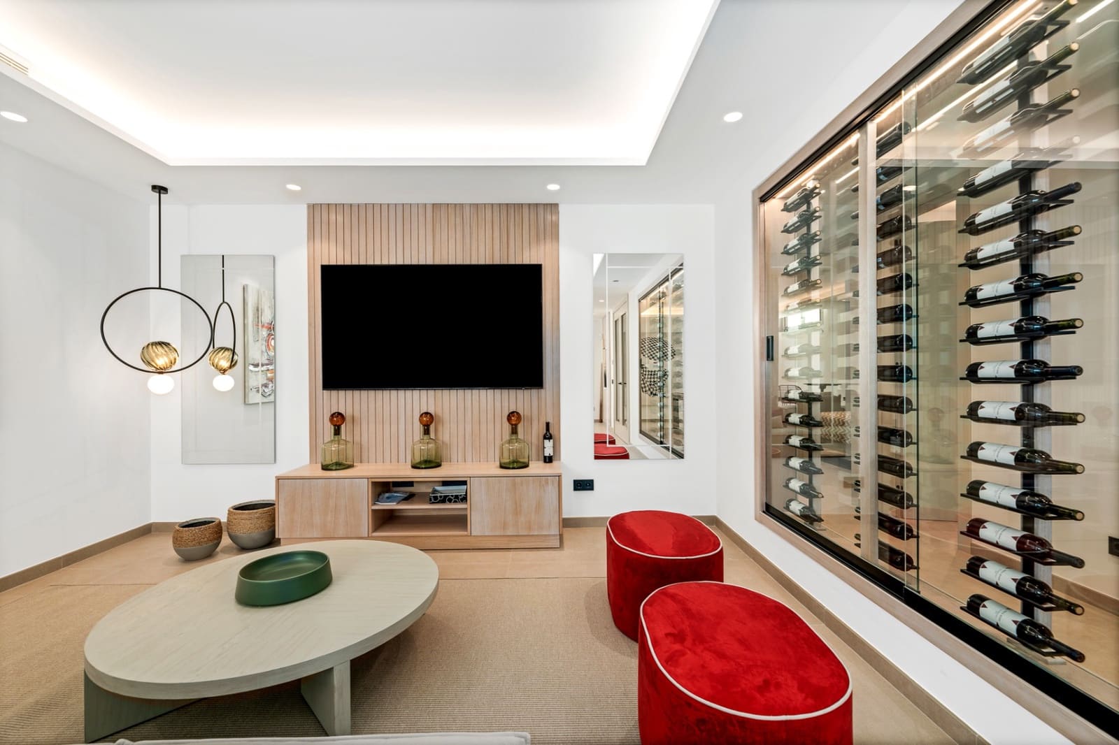 Chalet de 4 habitaciones en Marbella en venta con piscina - 4.495.000 € (Ref: 9404175)