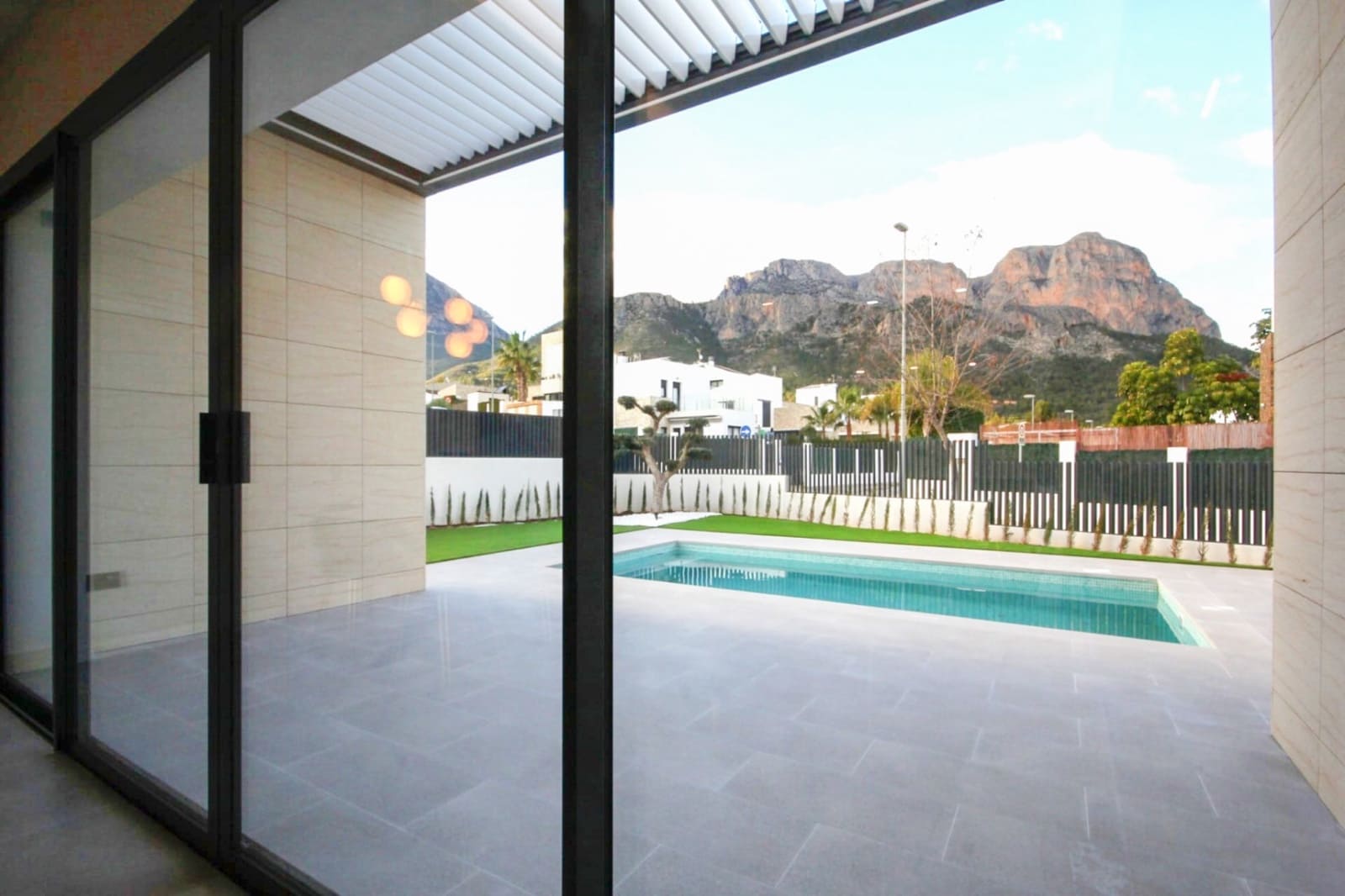 3 Zimmer Villa zu verkaufen in Polop mit Pool - 495.000 € (Ref: 9404187)