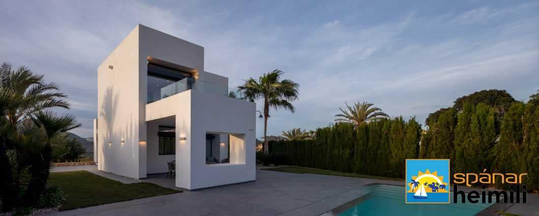 2 bedroom Villa for sale in La Manga Club with pool - € 700,000 (Ref: 9404198)