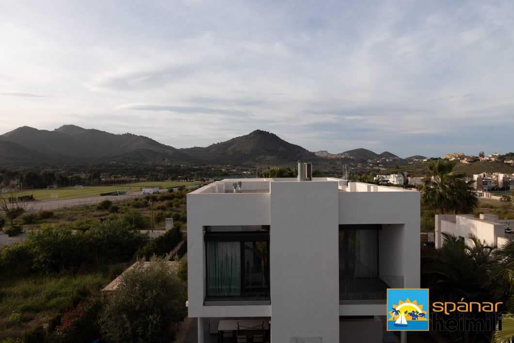 2 bedroom Villa for sale in La Manga Club with pool - € 700,000 (Ref: 9404198)