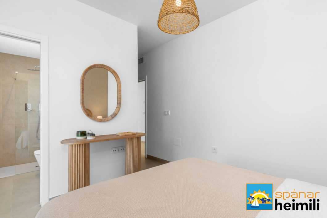 2 Zimmer Apartment zu verkaufen in Mar de Cristal mit Pool - 245.000 € (Ref: 9404200)