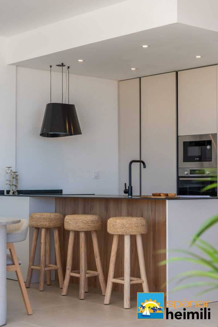 2 Zimmer Apartment zu verkaufen in Mar de Cristal mit Pool - 245.000 € (Ref: 9404200)