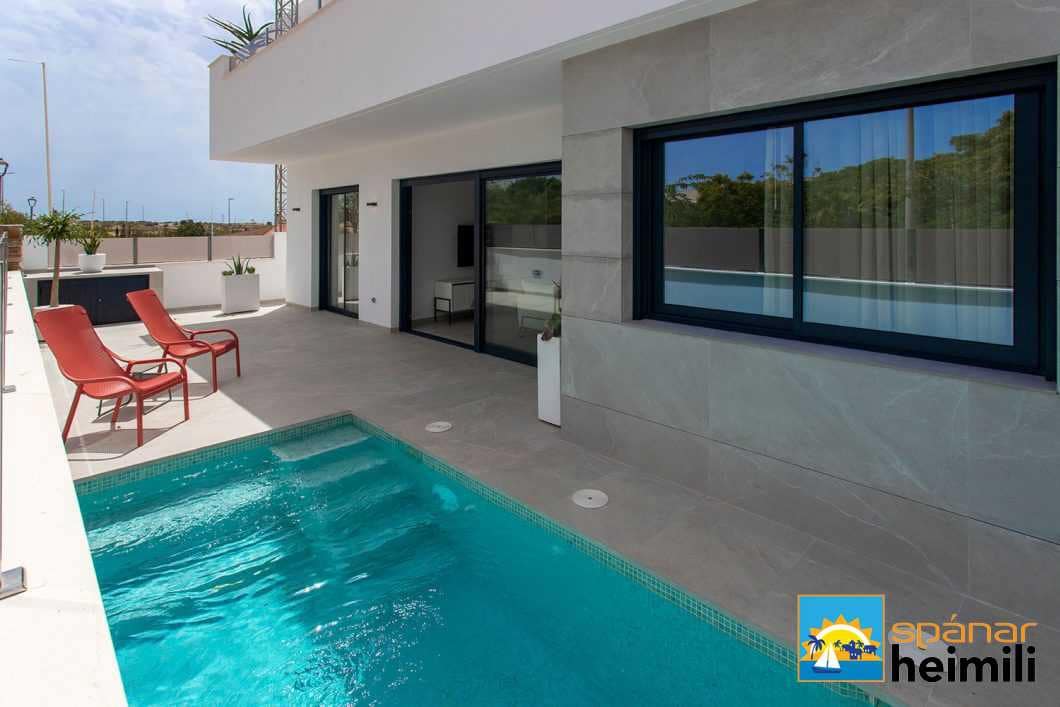 3 slaapkamer Villa te koop in Sucina met zwembad - € 352.900 (Ref: 9404201)