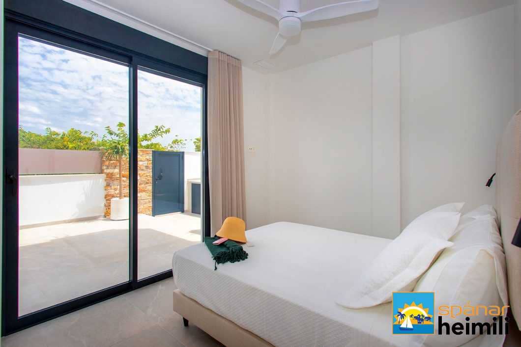 3 slaapkamer Villa te koop in Sucina met zwembad - € 352.900 (Ref: 9404201)