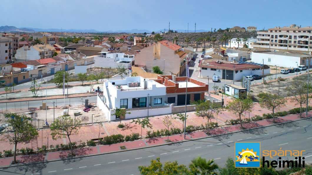 3 slaapkamer Villa te koop in Sucina met zwembad - € 352.900 (Ref: 9404201)