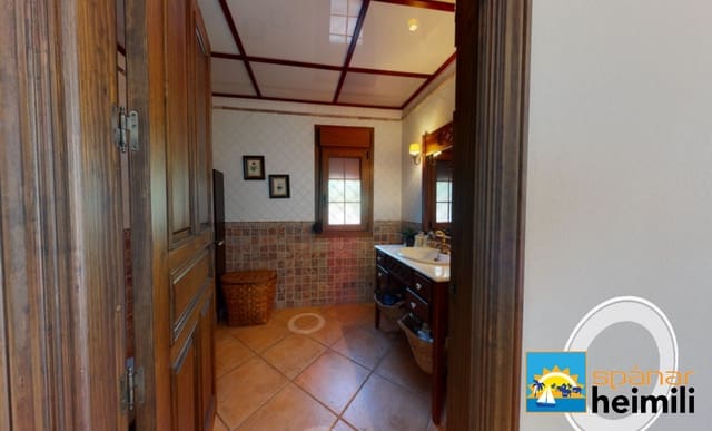 6 camera da letto Villa in vendita in Alicante città con piscina - 980.000 € (Rif: 9404214)