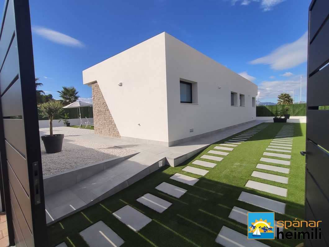 3 bedroom Villa for sale in Calasparra with pool - € 309,000 (Ref: 9404215)
