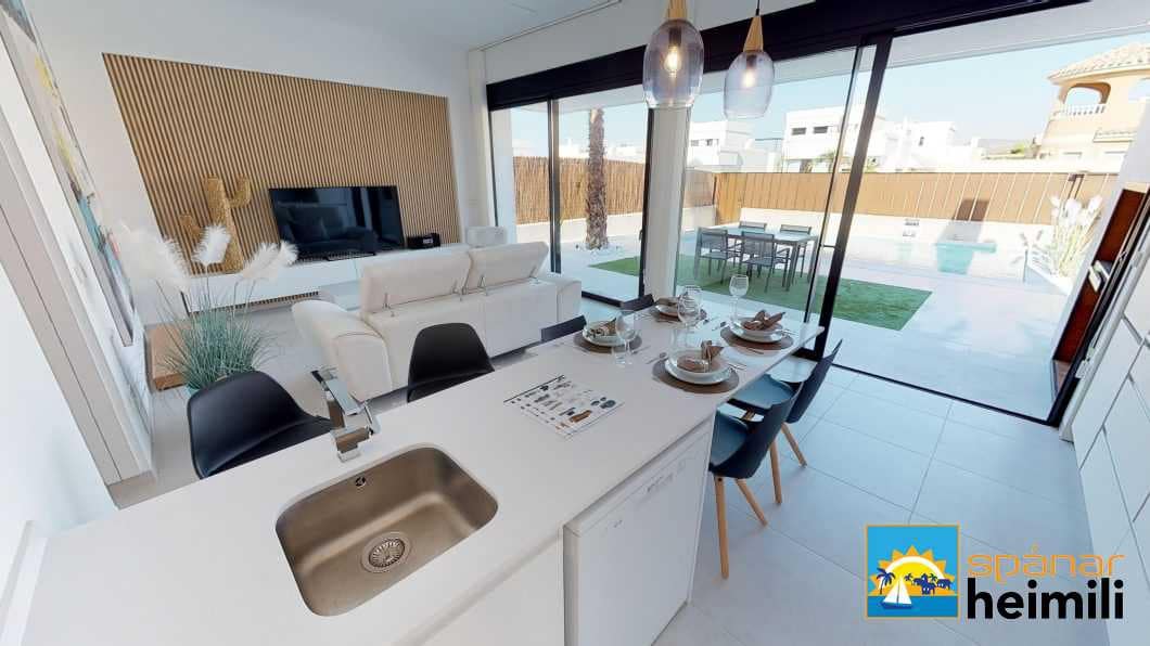 3 chambre Villa/Maison à vendre à Roldan avec piscine - 349 950 € (Ref: 9404219)