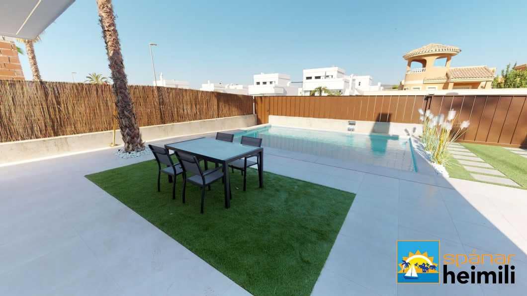 3 chambre Villa/Maison à vendre à Roldan avec piscine - 349 950 € (Ref: 9404219)