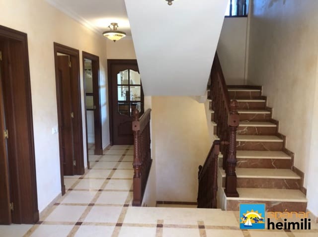 5 bedroom Villa for sale in Cabo Roig, Orihuela with pool - € 1,850,000 (Ref: 9404222)