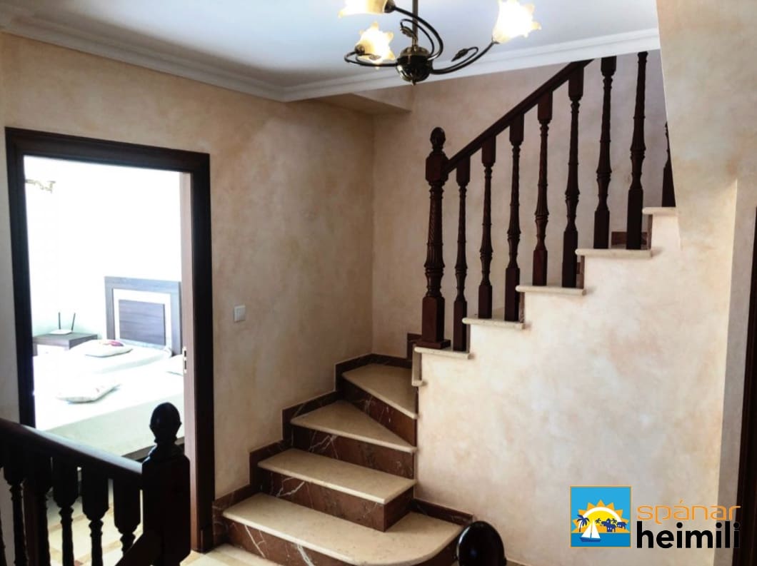 5 bedroom Villa for sale in Cabo Roig with pool - € 1,850,000 (Ref: 9404222)