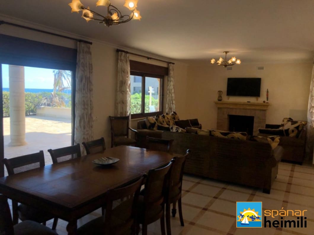 5 bedroom Villa for sale in Cabo Roig with pool - € 1,850,000 (Ref: 9404222)