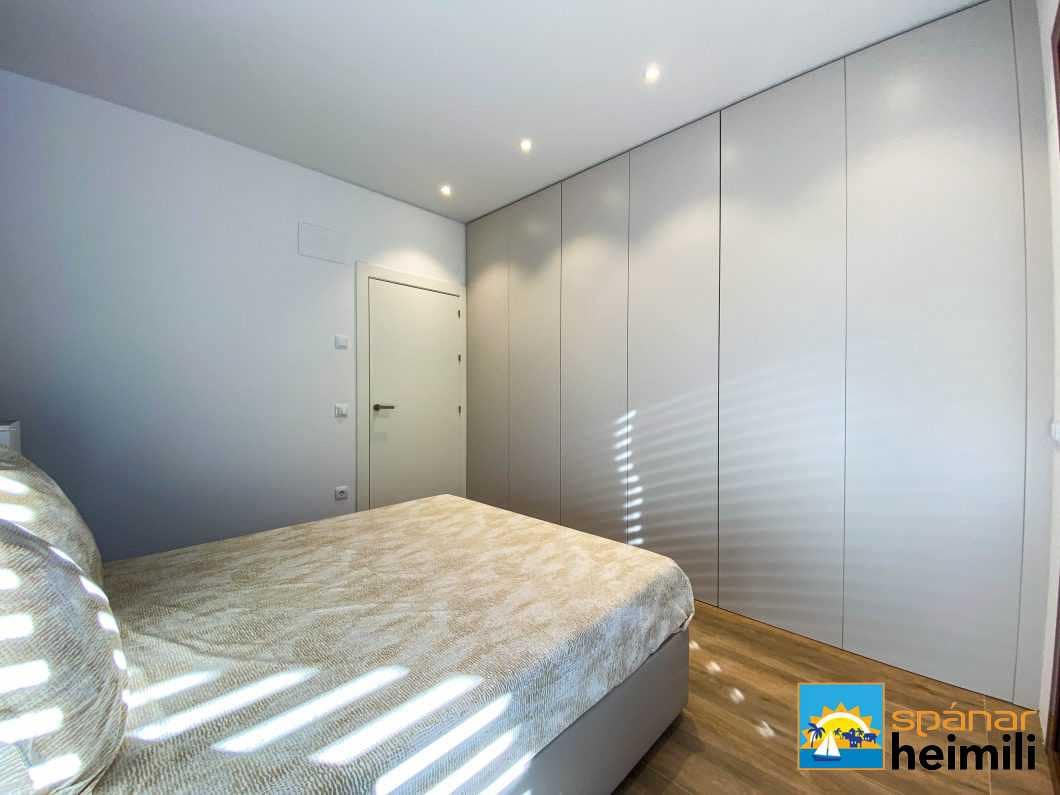 3 bedroom Villa for sale in Las Colinas Golf with pool - € 649,000 (Ref: 9404223)