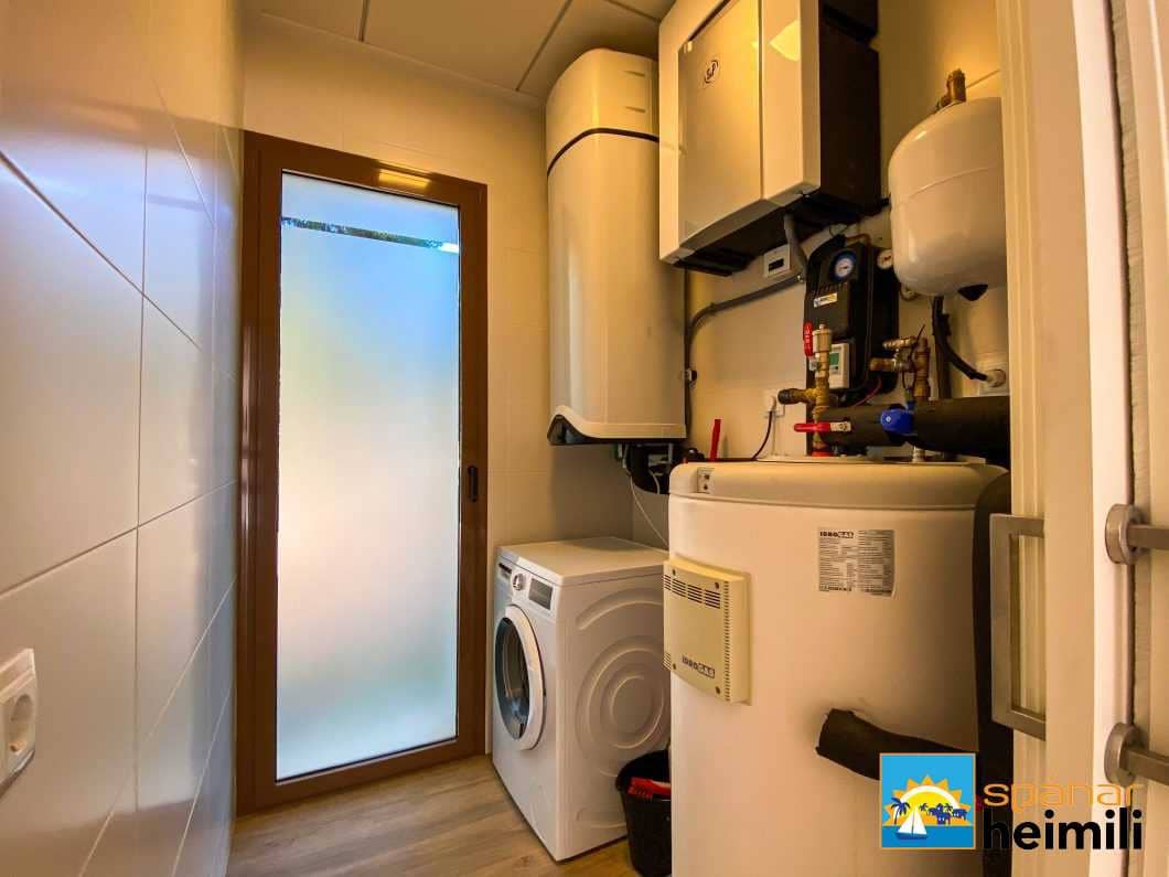 3 bedroom Villa for sale in Las Colinas Golf with pool - € 649,000 (Ref: 9404223)