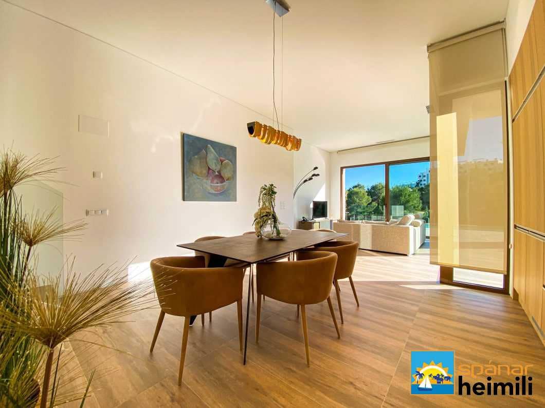 3 bedroom Villa for sale in Las Colinas Golf with pool - € 649,000 (Ref: 9404223)