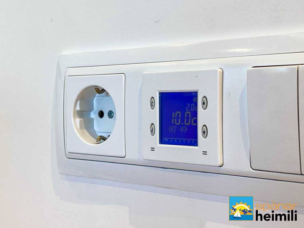 3 bedroom Villa for sale in Las Colinas Golf with pool - € 649,000 (Ref: 9404223)