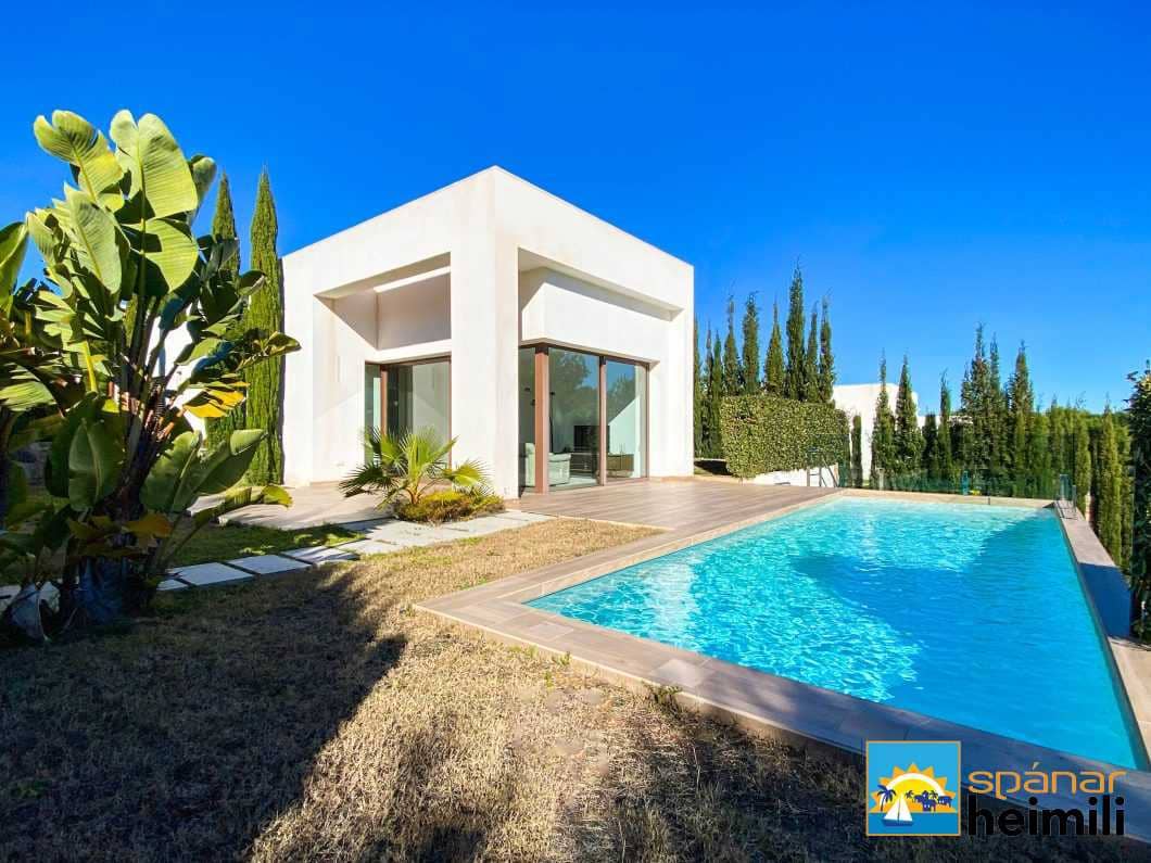 3 bedroom Villa for sale in Las Colinas Golf with pool - € 649,000 (Ref: 9404223)