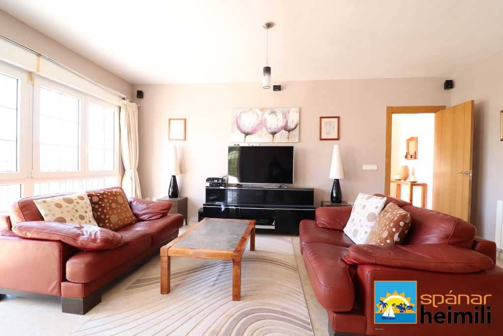 3 bedroom Villa for sale in Las Ramblas Golf with pool - € 555,000 (Ref: 9404231)