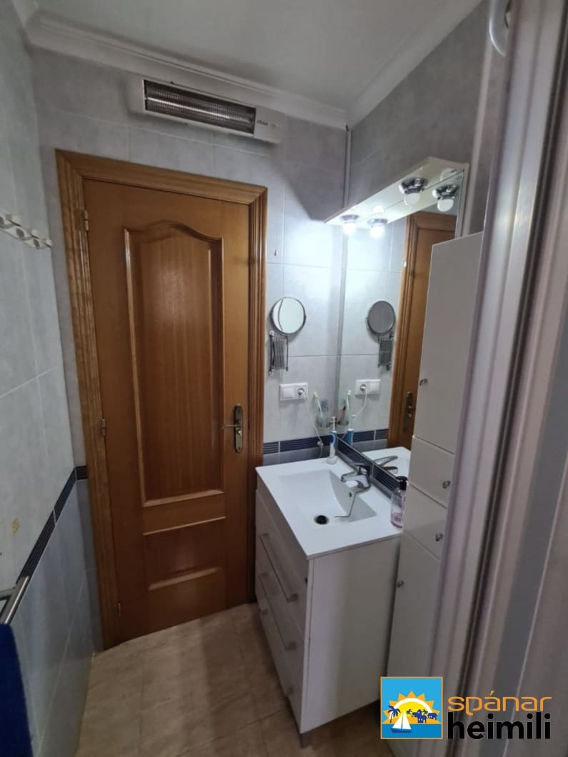 3 sypialnia Penthouse na sprzedaż w Torrevieja - 200 000 € (Ref: 9404232)