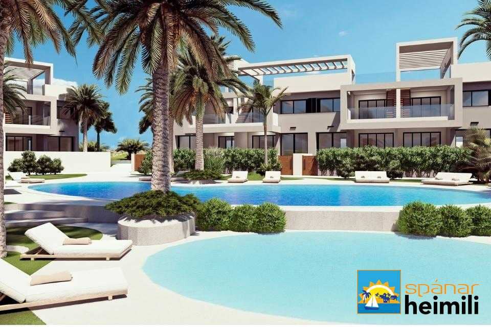 2 slaapkamer Bungalow te koop in Los Balcones met zwembad - € 271.800 (Ref: 9404239)