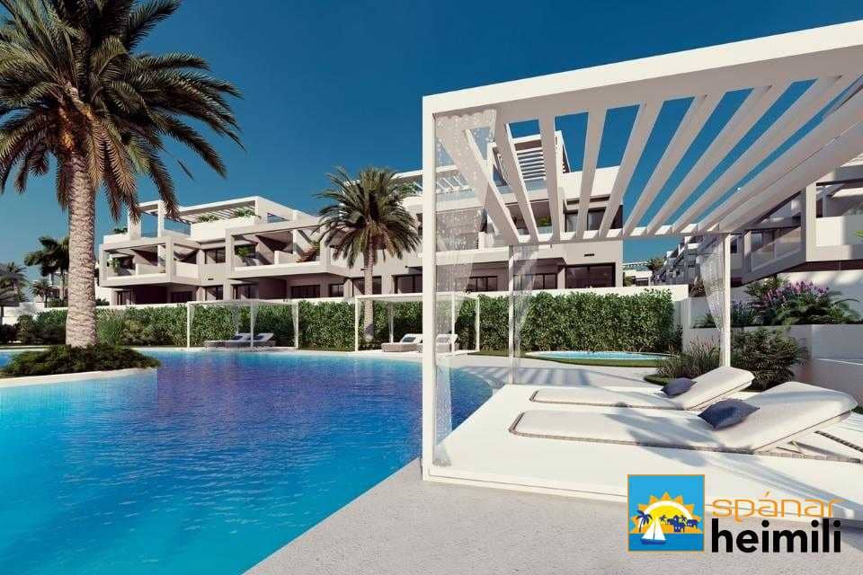 2 slaapkamer Bungalow te koop in Los Balcones met zwembad - € 271.800 (Ref: 9404239)