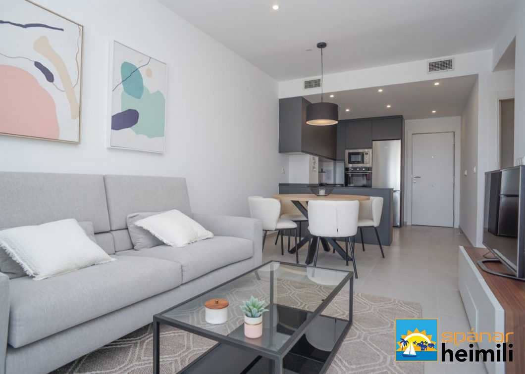 3 sypialnia Penthouse na sprzedaż w Torrevieja z basenem - 530 000 € (Ref: 9404245)