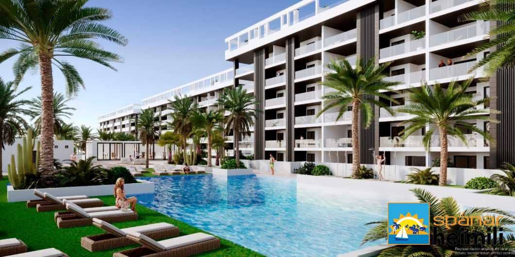 3 sypialnia Penthouse na sprzedaż w Torrevieja z basenem - 530 000 € (Ref: 9404245)