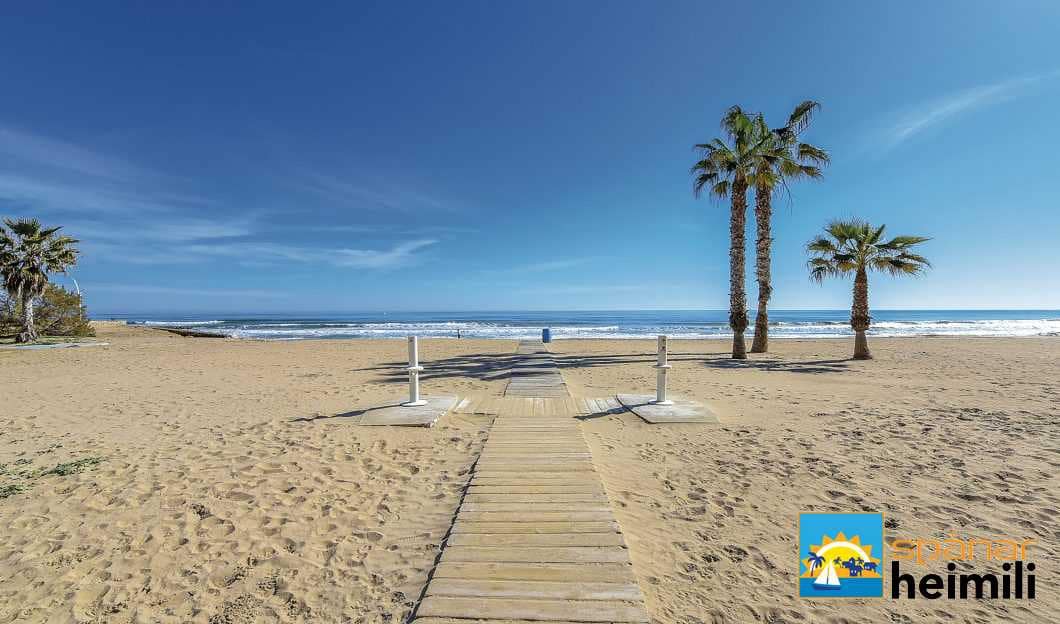 3 sypialnia Penthouse na sprzedaż w Torrevieja z basenem - 530 000 € (Ref: 9404245)