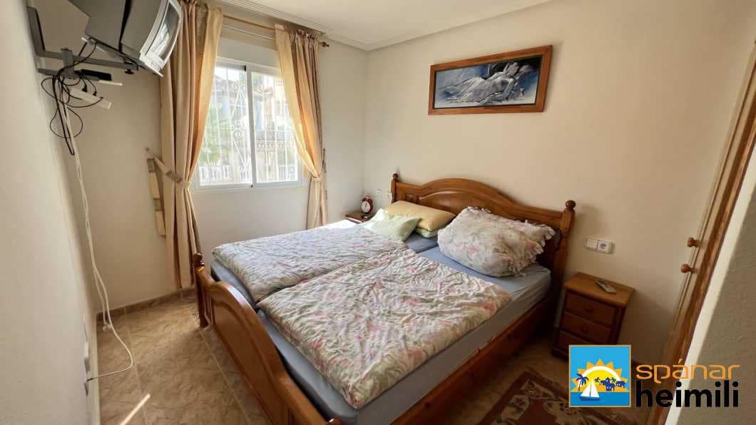 4 soverom Villa til salgs i San Miguel de Salinas med svømmebasseng - € 215 000 (Ref: 9404246)