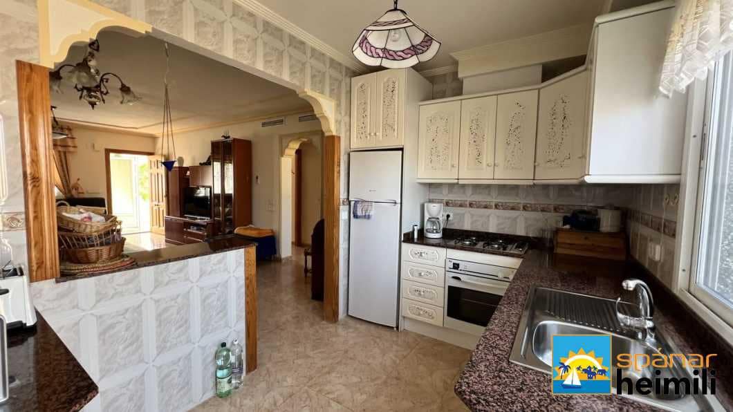 4 soverom Villa til salgs i San Miguel de Salinas med svømmebasseng - € 215 000 (Ref: 9404246)