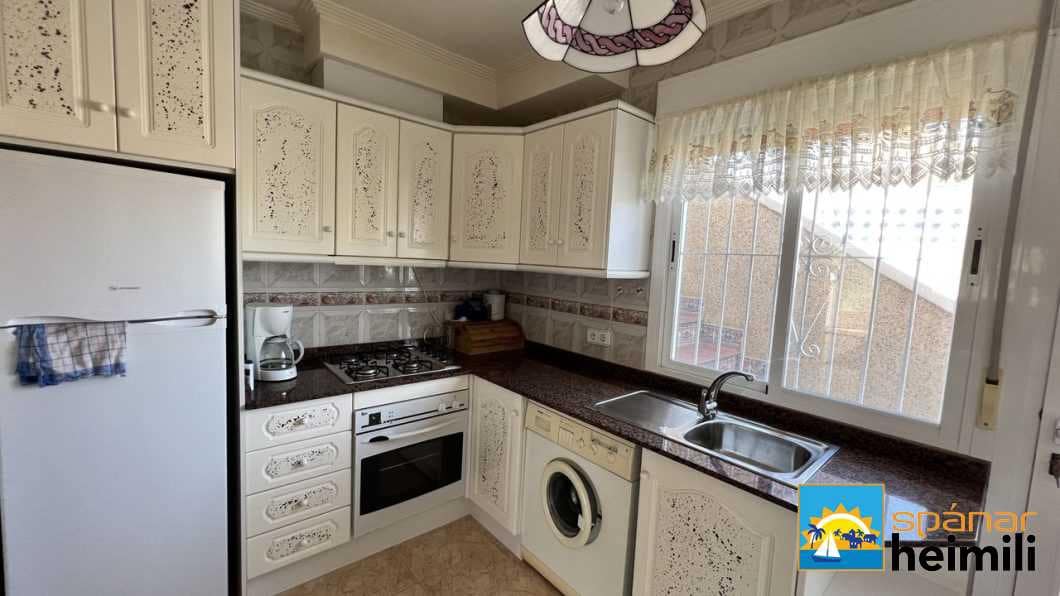 4 soverom Villa til salgs i San Miguel de Salinas med svømmebasseng - € 215 000 (Ref: 9404246)