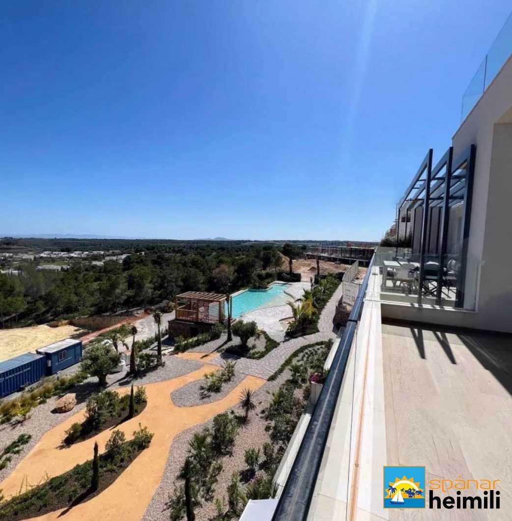 4 bedroom Apartment for sale in Las Colinas Golf with pool - € 490,000 (Ref: 9404251)