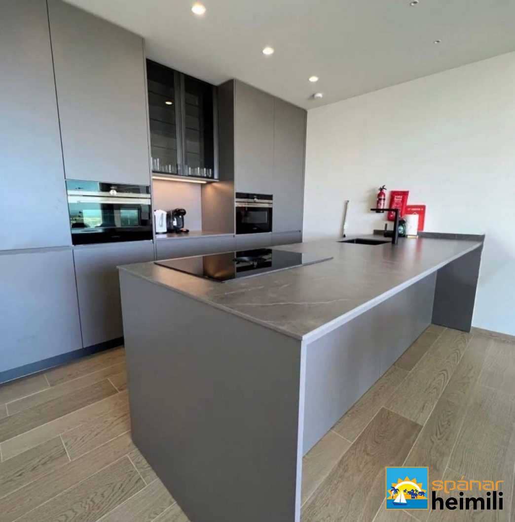 4 bedroom Apartment for sale in Las Colinas Golf with pool - € 490,000 (Ref: 9404251)