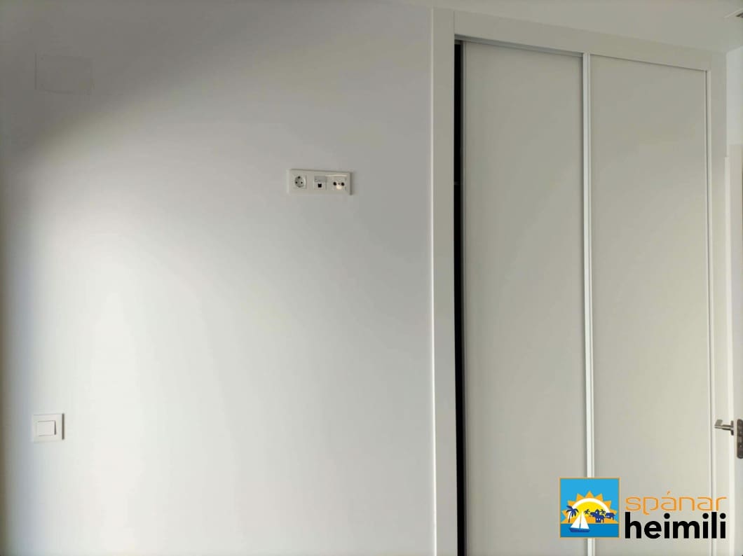 3 bedroom Villa for sale in Daya Nueva with pool - € 269,000 (Ref: 9404257)