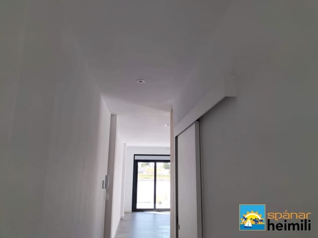 3 makuuhuone Huvila myytävänä paikassa Daya Nueva mukana uima-altaan - 269 000 € (Ref: 9404257)