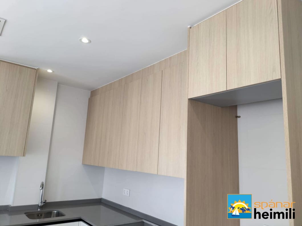 3 bedroom Villa for sale in Daya Nueva with pool - € 269,000 (Ref: 9404257)