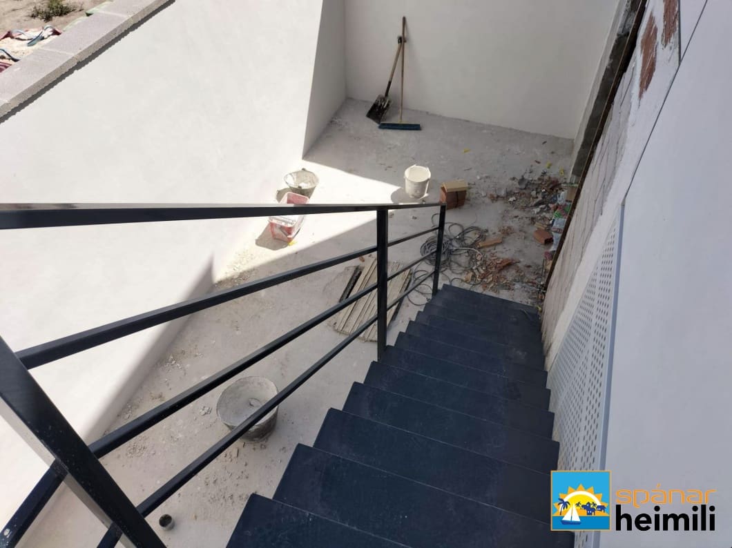 3 bedroom Villa for sale in Daya Nueva with pool - € 269,000 (Ref: 9404257)