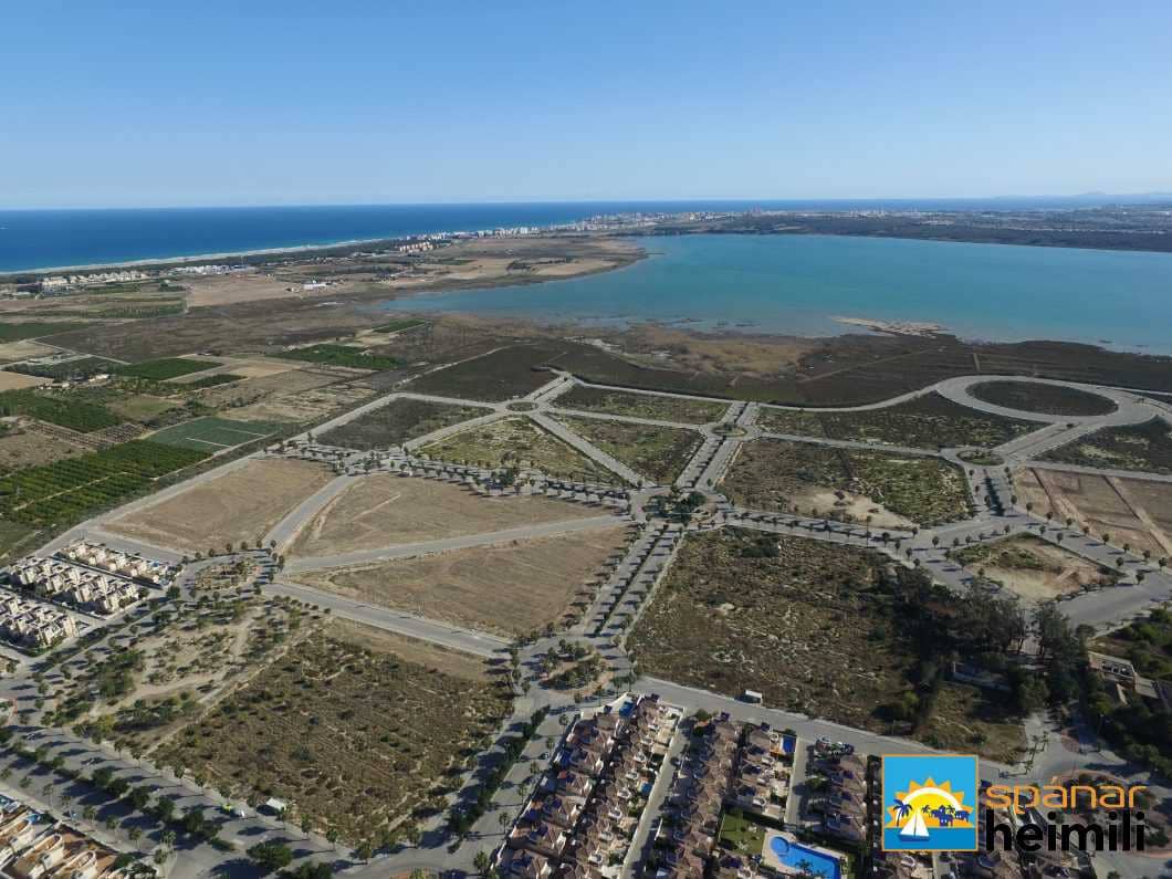 2 bedroom Apartment for sale in El Raso with pool - € 280,000 (Ref: 9404261)