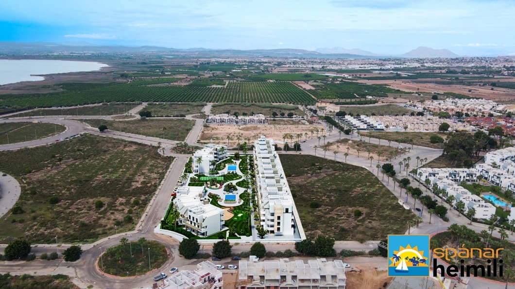 2 bedroom Apartment for sale in El Raso with pool - € 280,000 (Ref: 9404261)