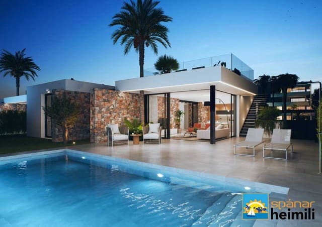 3 bedroom Villa for sale in Los Alcázares with pool - € 780,000 (Ref: 9404269)