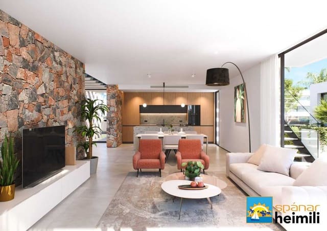 3 bedroom Villa for sale in Los Alcázares with pool - € 780,000 (Ref: 9404269)