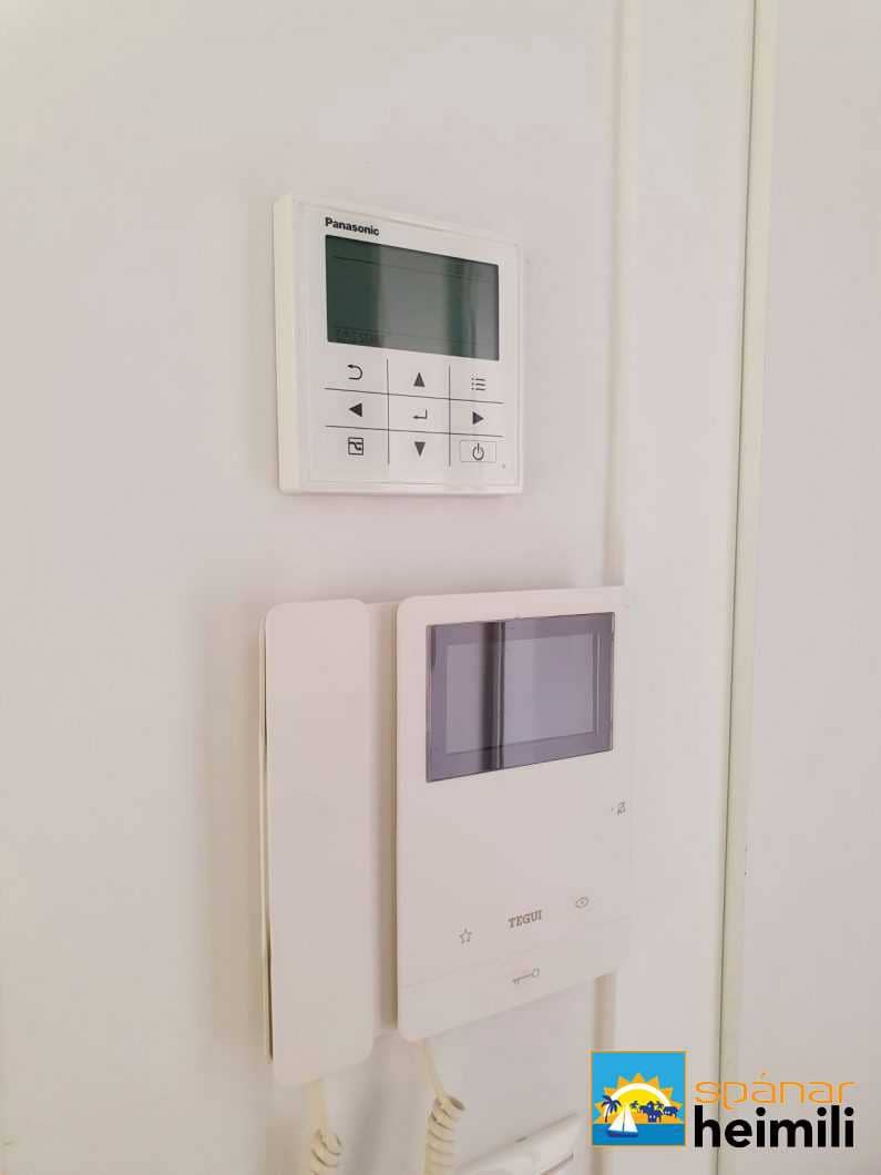 3 slaapkamer Villa te koop in Benijofar met zwembad - € 328.000 (Ref: 9404274)